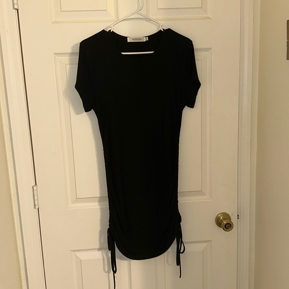 Medium black tight scrunchie dress